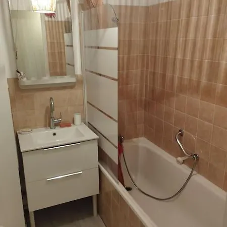 Bel Familial Apartment *